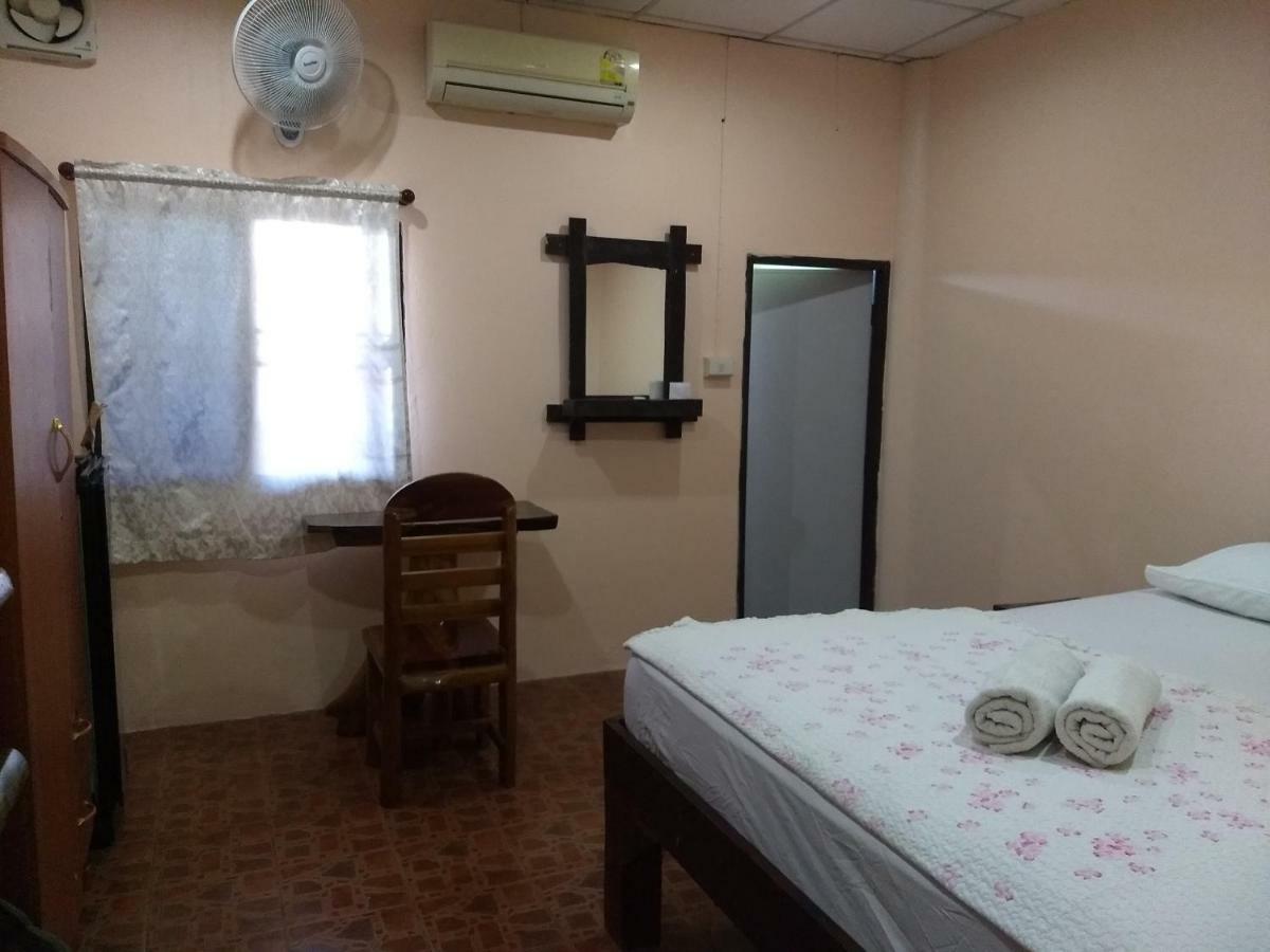 Js Guesthouse Тау Экстерьер фото
